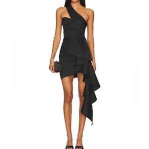 Elliatt | Convergence Dress in Black